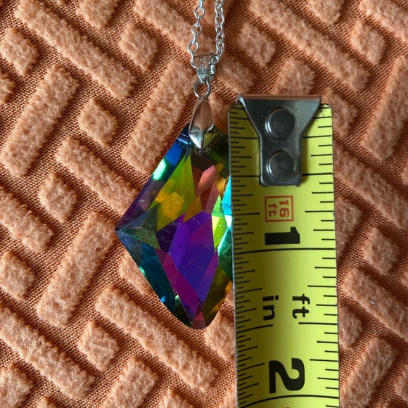 Large multicolored crystal pendant necklace - Picture 2 of 3